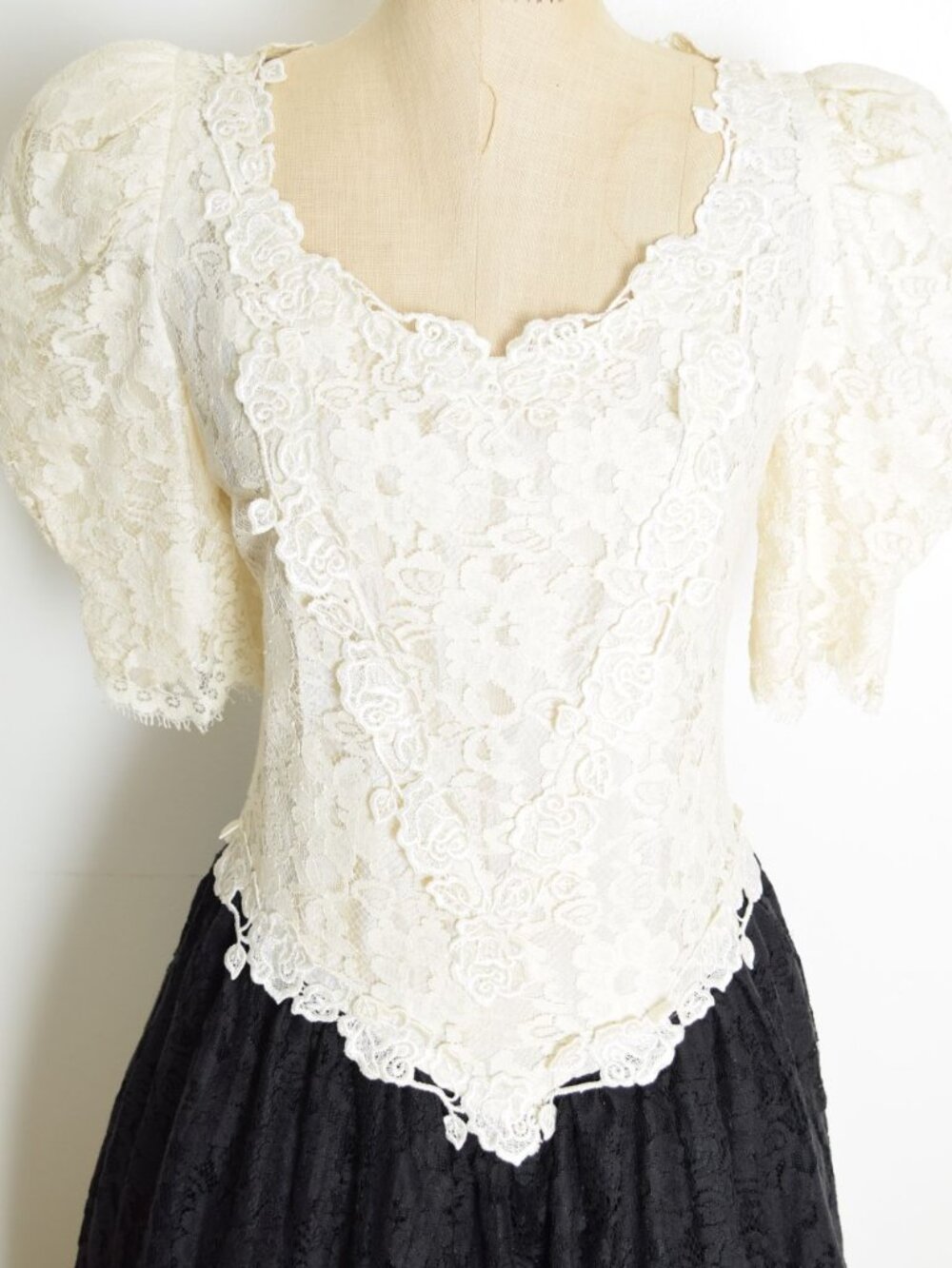 vintage 80s party prom dress cottagecore lace crochet Cachet tea length midi M - Picture 4 of 11